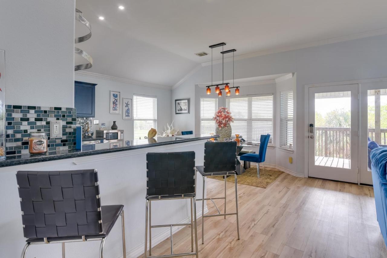 Galveston Escape With Entertainment Patio And Deck! Villa ภายนอก รูปภาพ