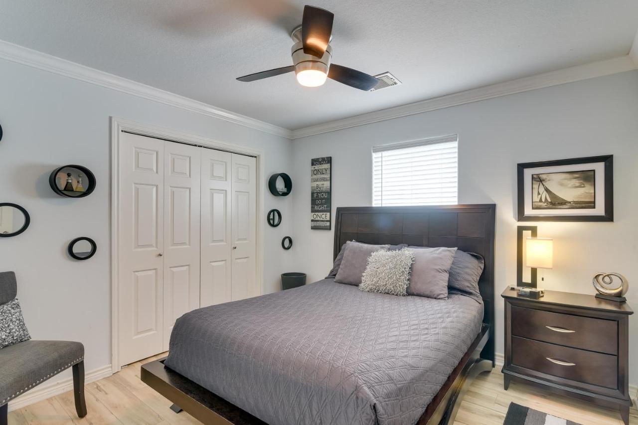 Galveston Escape With Entertainment Patio And Deck! Villa ภายนอก รูปภาพ